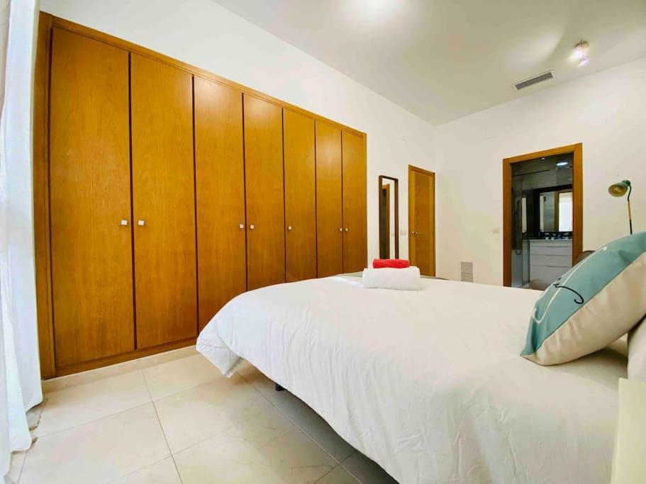 Stylish Apartment With Terrace On The Beachfrom Valencia Exterior photo