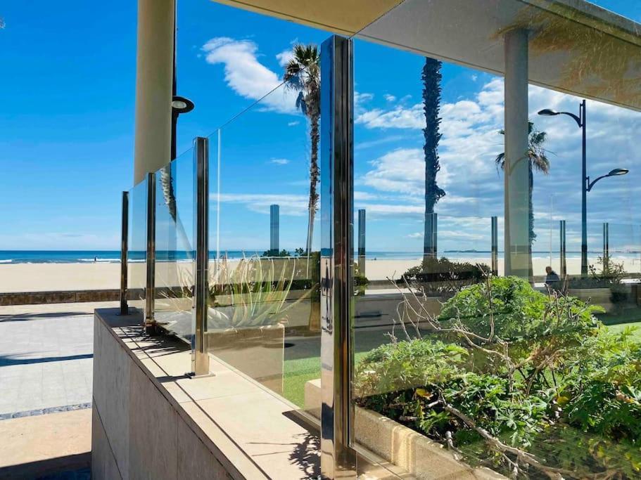 Stylish Apartment With Terrace On The Beachfrom Valencia Exterior photo